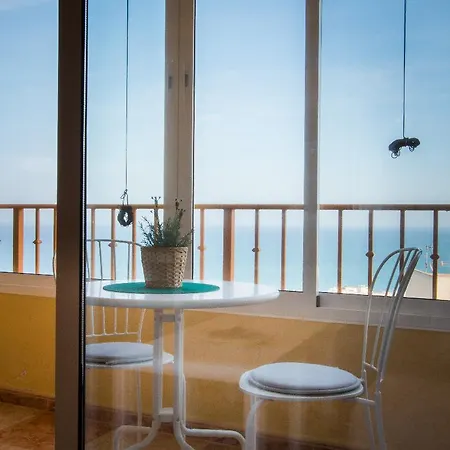 Holidays2torremolinos Roquedal * 托雷莫利诺斯