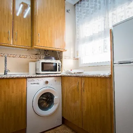 Holidays2torremolinos Roquedal Apartamento